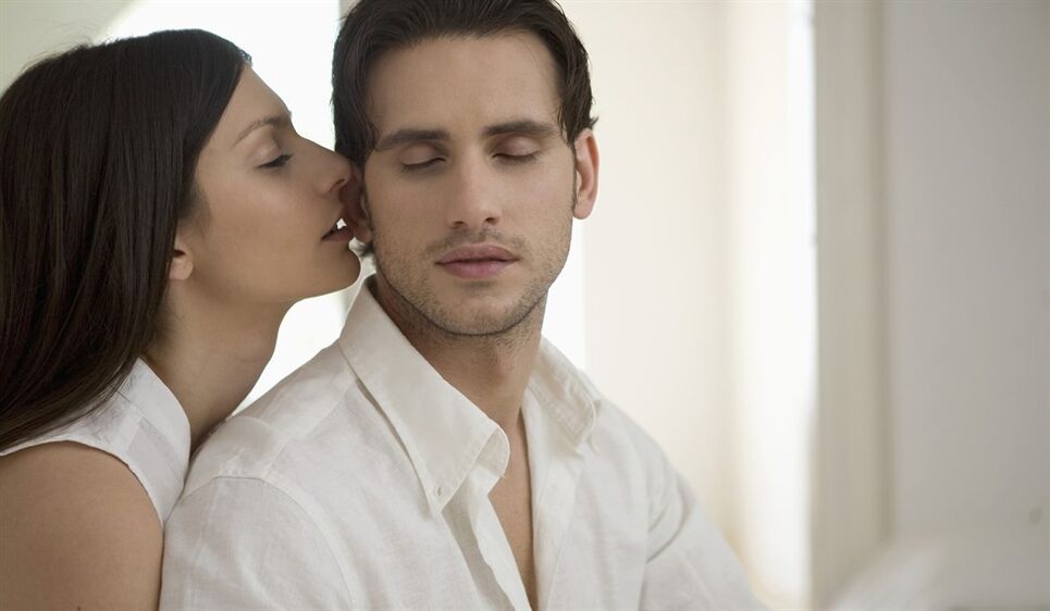 Žena vzrušuje muža